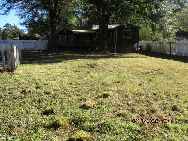 107 Glenwood Avenue, Jonesville, NC 28642