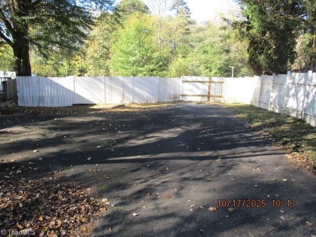 107 Glenwood Avenue, Jonesville, NC 28642