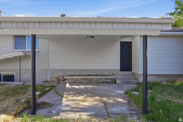 810 E MAPLE ST, Mapleton, UT 84664