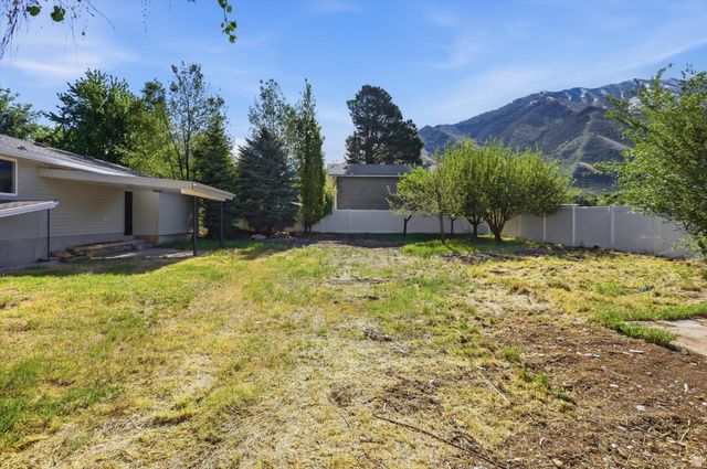 810 E MAPLE ST, Mapleton, UT 84664