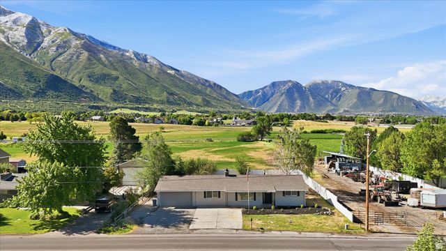 810 E MAPLE ST, Mapleton, UT 84664