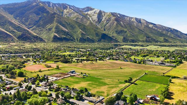 810 E MAPLE ST, Mapleton, UT 84664