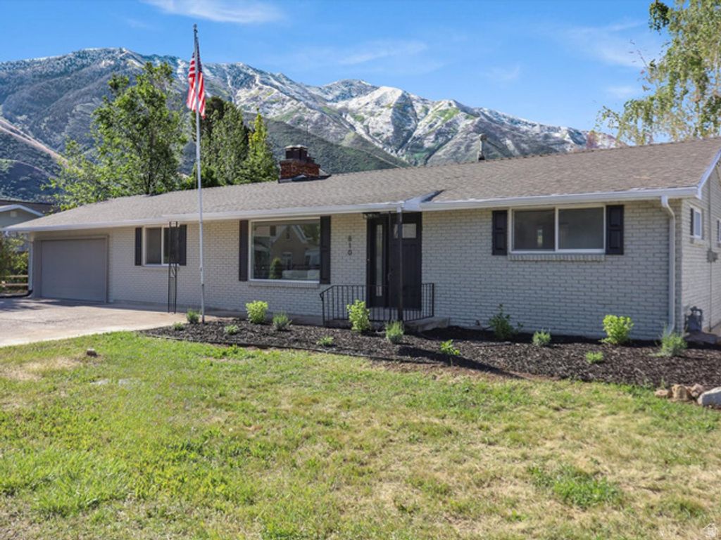 810 E MAPLE ST, Mapleton, UT 84664