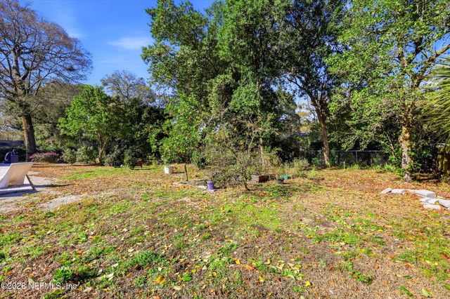 3776 BUCKSKIN Trail E, Jacksonville, FL 32277