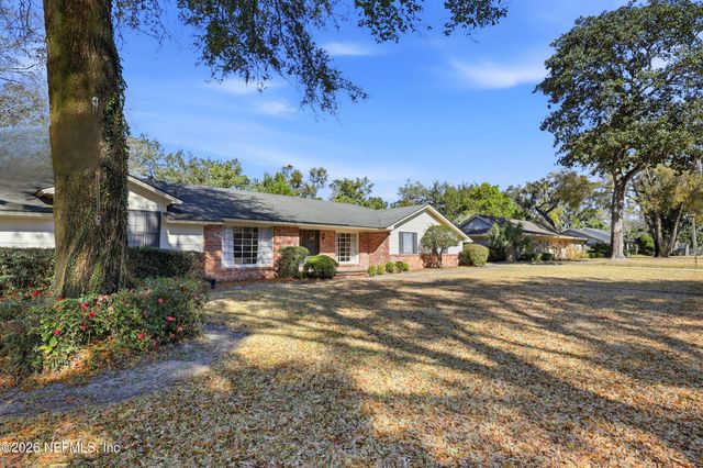 3776 BUCKSKIN Trail E, Jacksonville, FL 32277