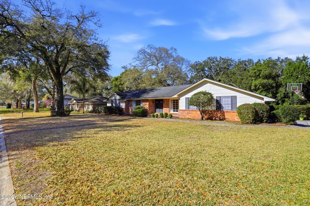 3776 BUCKSKIN Trail E, Jacksonville, FL 32277