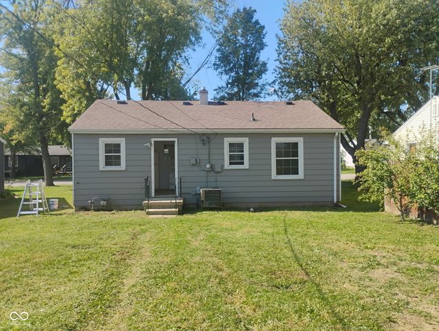 129 S Carlisle Street, Bargersville, IN 46106