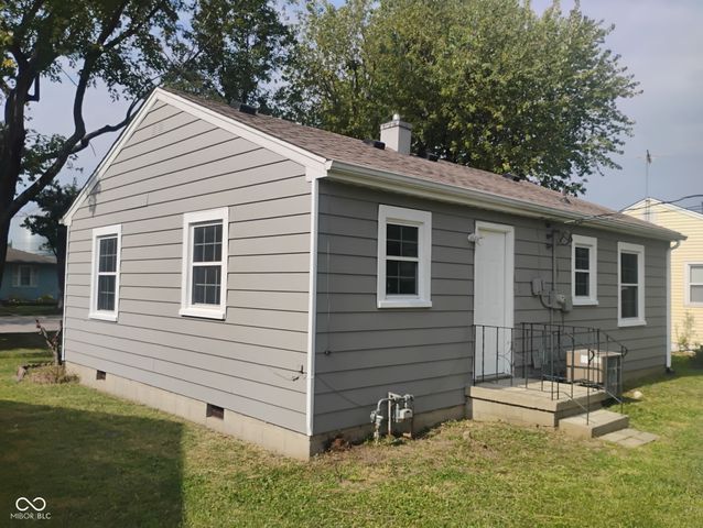 129 S Carlisle Street, Bargersville, IN 46106