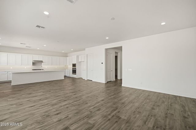 3332 W SUNSTONE Drive, San Tan Valley, AZ 85144