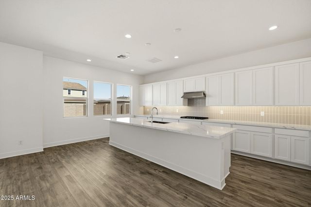 3332 W SUNSTONE Drive, San Tan Valley, AZ 85144