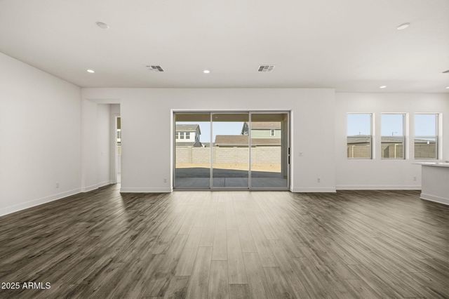 3332 W SUNSTONE Drive, San Tan Valley, AZ 85144