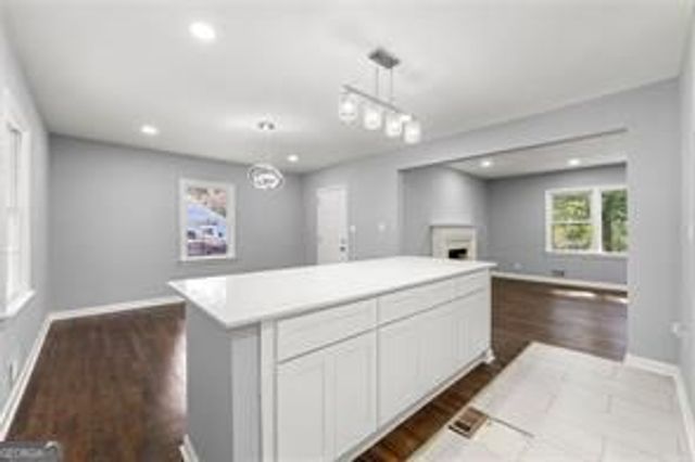 2763 Baker Ridge Drive NW, Atlanta, GA 30318