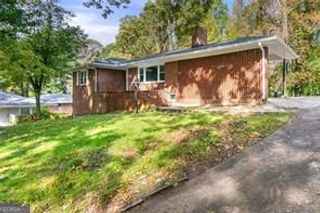 2763 Baker Ridge Drive NW, Atlanta, GA 30318