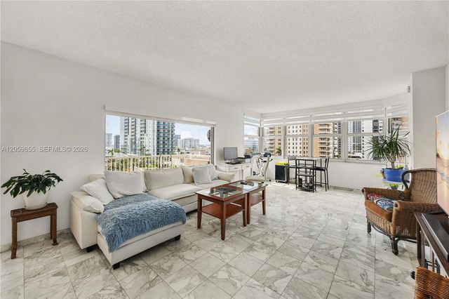 1950 S Ocean Dr 5F, Hallandale Beach, FL 33009