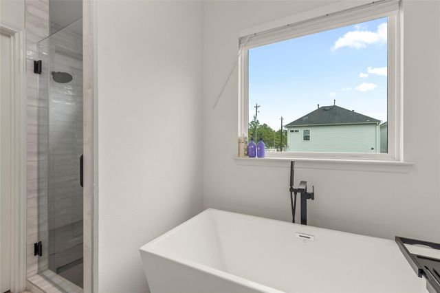 1277 Oakmont Villas Drive, Houston, TX 77091