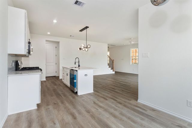 1277 Oakmont Villas Drive, Houston, TX 77091