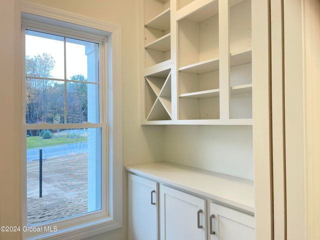 2 Jennifer Lane, Milton, NY 12020