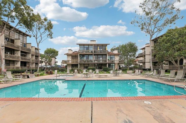 7126 Marina Pacifica Drive N, Long Beach, CA 90803