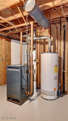 7501 Roy Andrews Road NW, New Philadelphia, OH 44663