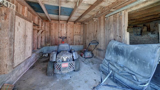 7501 Roy Andrews Road NW, New Philadelphia, OH 44663