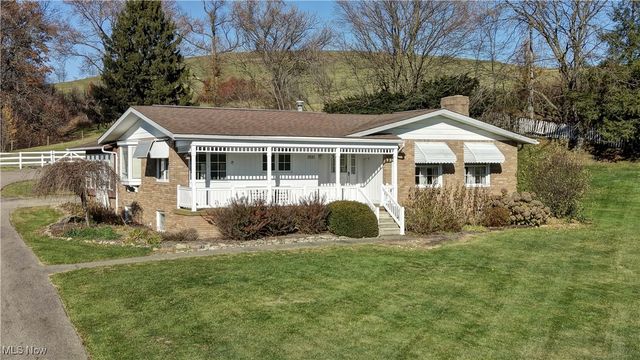 7501 Roy Andrews Road NW, New Philadelphia, OH 44663