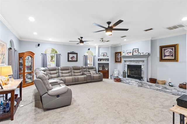 2010 DEERBROOK DRIVE, Lakeland, FL 33811