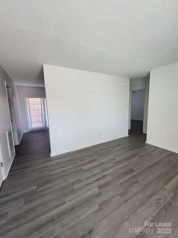 305 E Garden Street, Landis, NC 28088