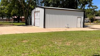 302 N Main Street, Collinsville, TX 76233