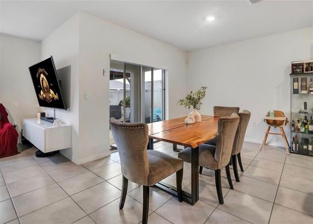 5384 HICKORY DOWNS WAY, St Cloud, FL 34771