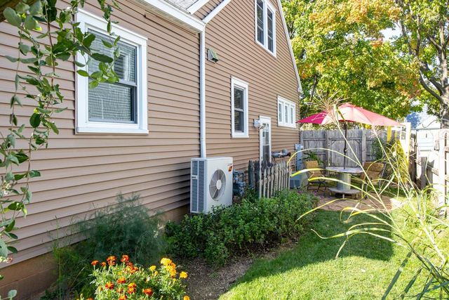 633 HANSEN STREET, Neenah, WI 54956