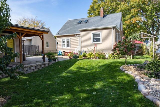 633 HANSEN STREET, Neenah, WI 54956