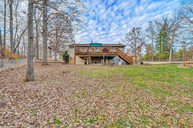 542 Mount Airy RD, Hardy, VA 24101