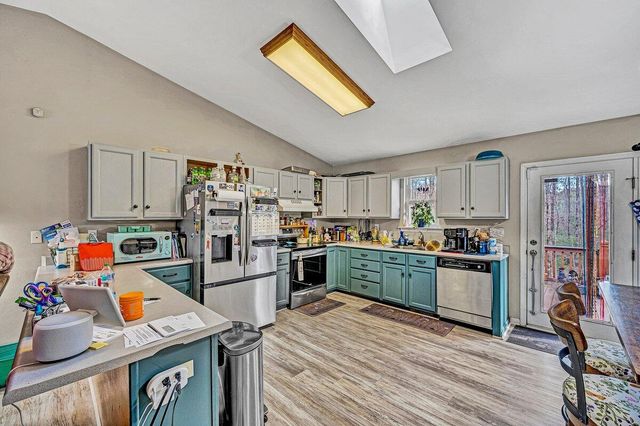 542 Mount Airy RD, Hardy, VA 24101