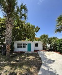 554 W 1st Street, Riviera Beach, FL 33404