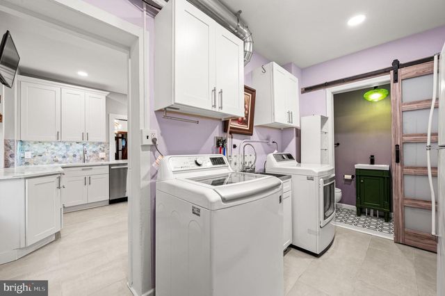 3740 MANAYUNK AVE, Philadelphia, PA 19128