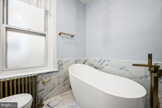 3740 MANAYUNK AVE, Philadelphia, PA 19128