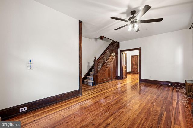 3740 MANAYUNK AVE, Philadelphia, PA 19128