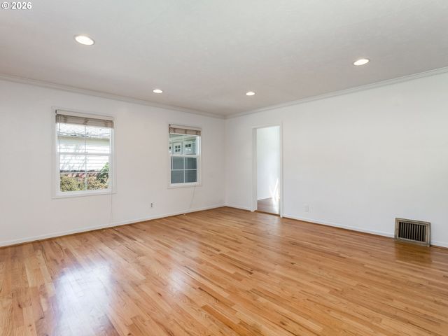 4001 Nw GRANT St, Vancouver, WA 98660