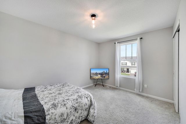 12813 Weber Lane, Rogers, MN 55374
