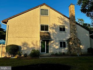 99 THOREAU DR, Plainsboro, NJ 08536