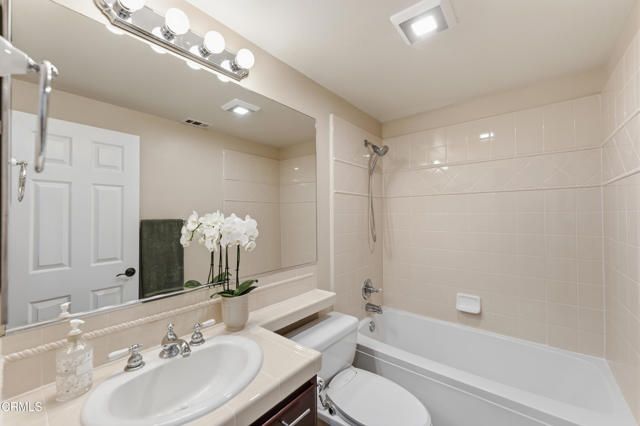 4713 La Puma Court, Camarillo, CA 93012