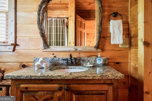 273 Deer Crest Heights, Blue Ridge, GA 30513