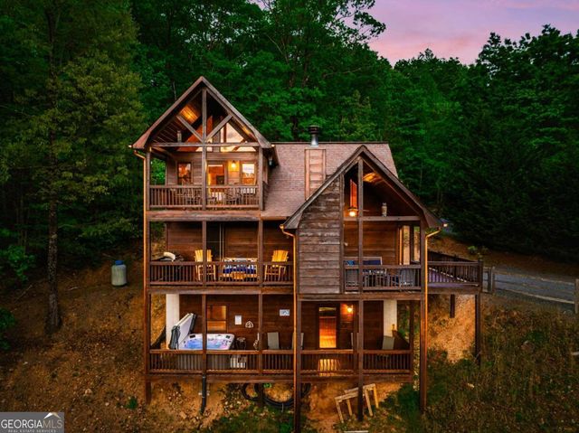 273 Deer Crest Heights, Blue Ridge, GA 30513
