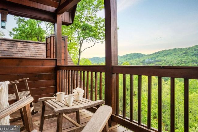 273 Deer Crest Heights, Blue Ridge, GA 30513