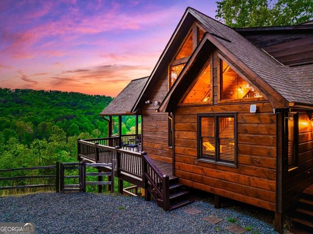 273 Deer Crest Heights, Blue Ridge, GA 30513