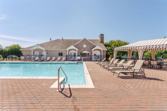 230 Ira Road 230, Mount Sinai, NY 11766