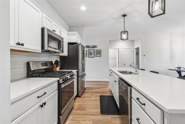 6649 NE 12th Court, Des Moines, IA 50313