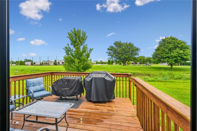 6649 NE 12th Court, Des Moines, IA 50313