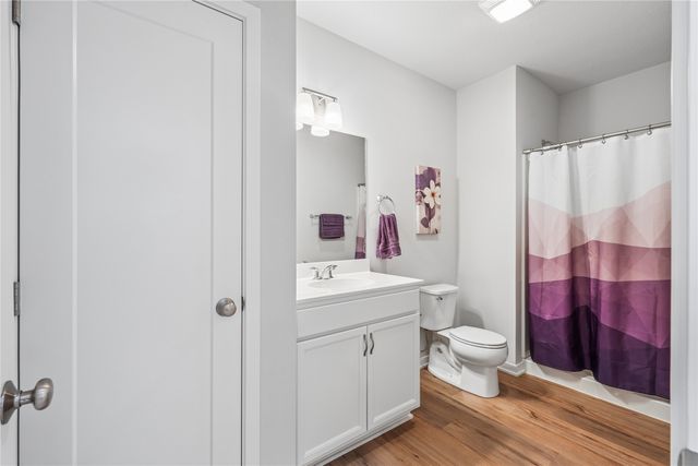 6649 NE 12th Court, Des Moines, IA 50313