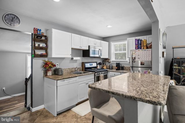 112 E COLTON LN, Williamstown, NJ 08094